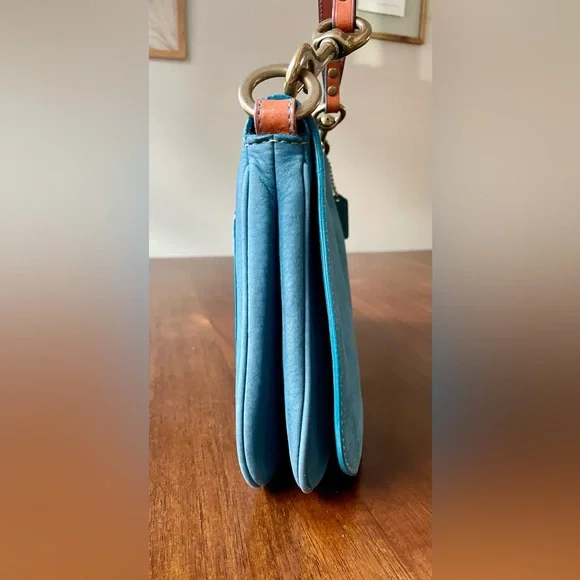 Vintage Coach Chelsea Teal Nubuc Nubuck Flap Hobo - Picture 12 of 12